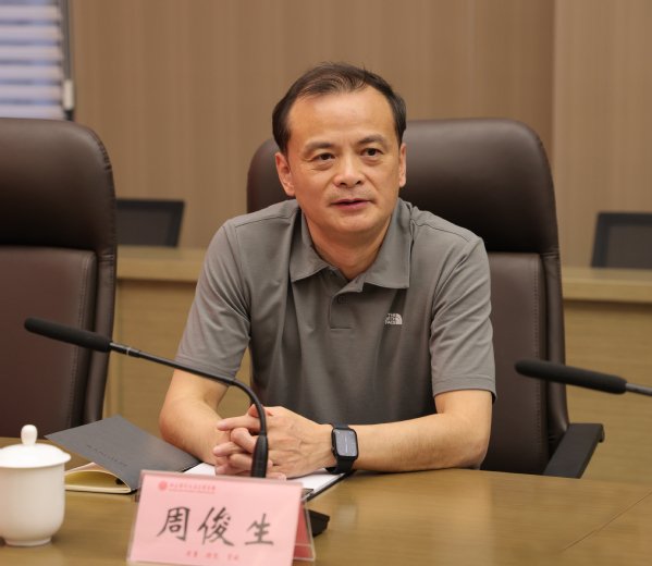 王春晖院士一行来yobo体育全站ap